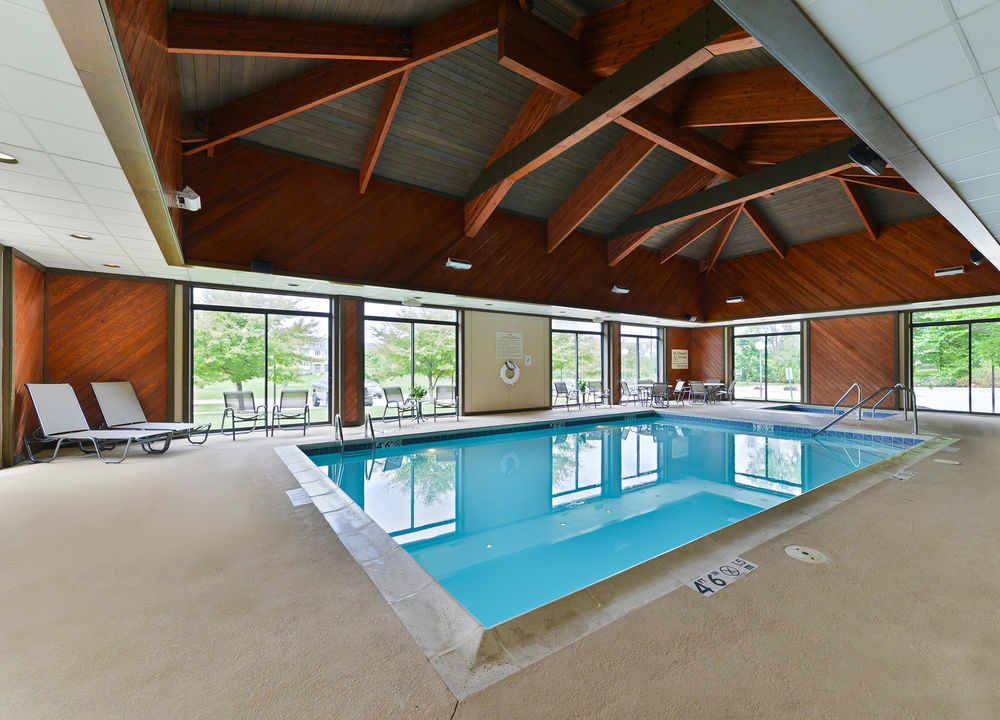 แฮมป์ตัน อินน์ ชิคาโก-แครอล สตรีม Carol Stream ภายนอก รูปภาพ